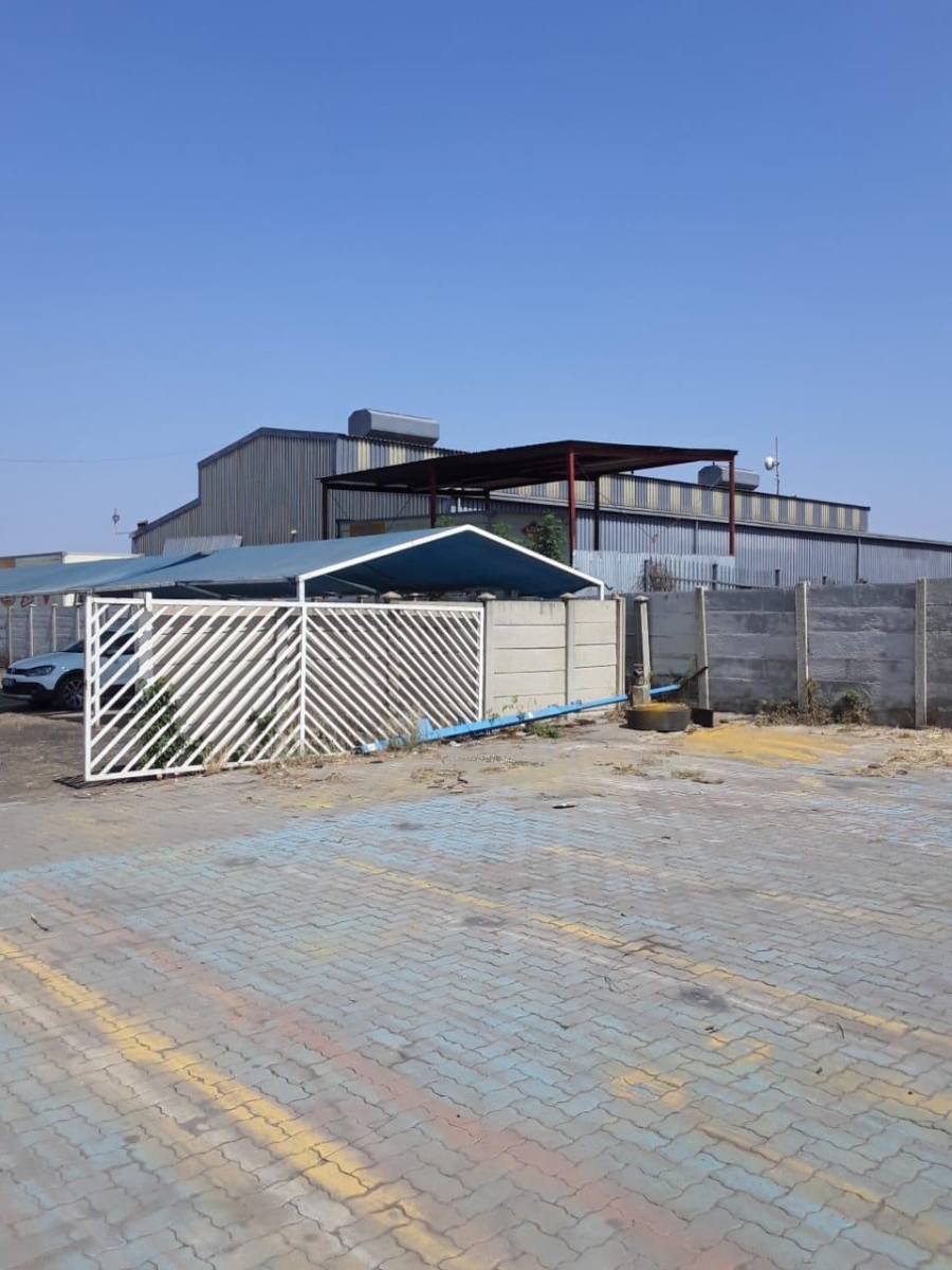 Commercial Property for Sale in Zinniaville North West